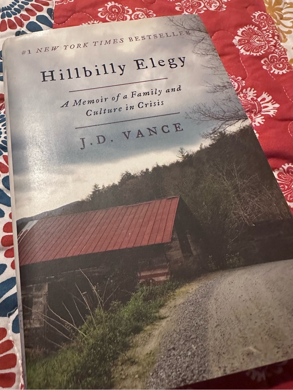 Hardcover Hillbilly Elegy by J.D. Vance